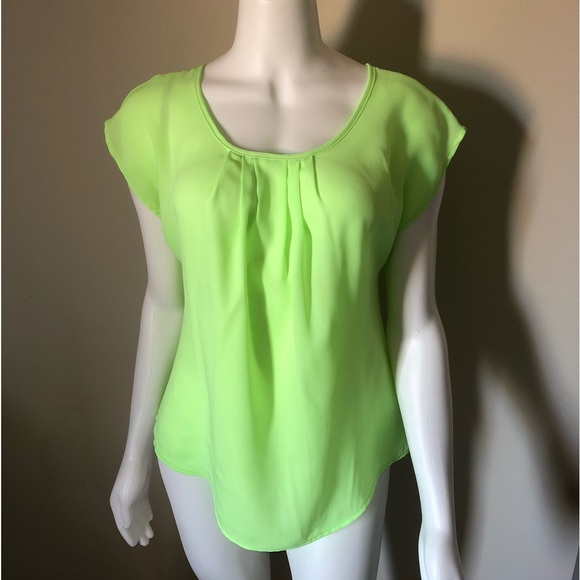 Womens Lime Green Silky Top SZ Small Sleeveless Dress Top - Picture 1 of 4